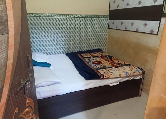 The Kashi Kinara Paying Guest House Varanasi