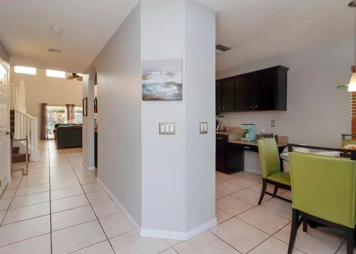 Holiday Home Villa Mit 6 Schlafzimmern Und Atemberaubendem Seeblick By Interhome Kissimmee