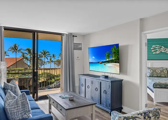 Hip Oceanfront Resort Vistas Kīhei