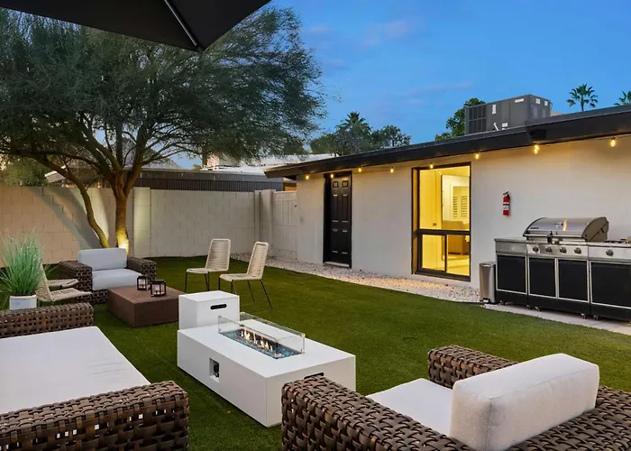 Paradise Valley Estate Pool Hot Tub Old Town Scottsdale