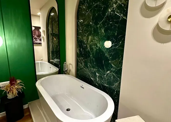 Emerald Studio Apartment Tirana
