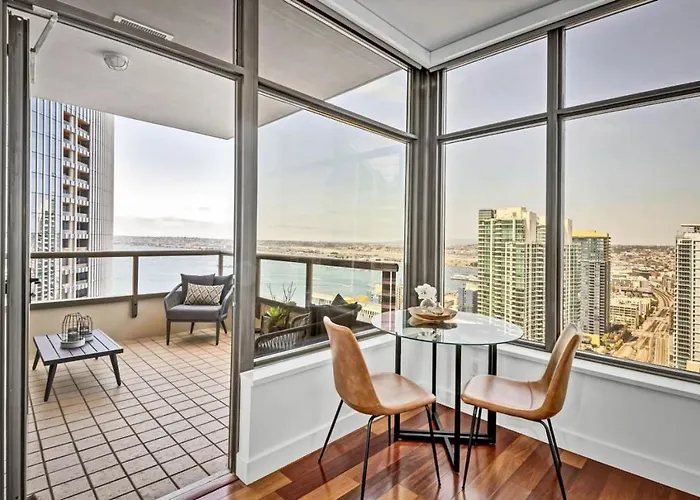 Panoramic Bay And City Views - 2Br, Pool, Gym, Parking San Diego