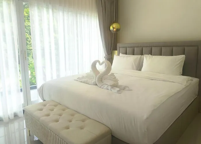 Luxury Villa With Sea View, Pool And Maid Patong