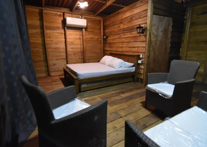 Cabanas Naturales Cerca A La Hacienda Napoles Doradal