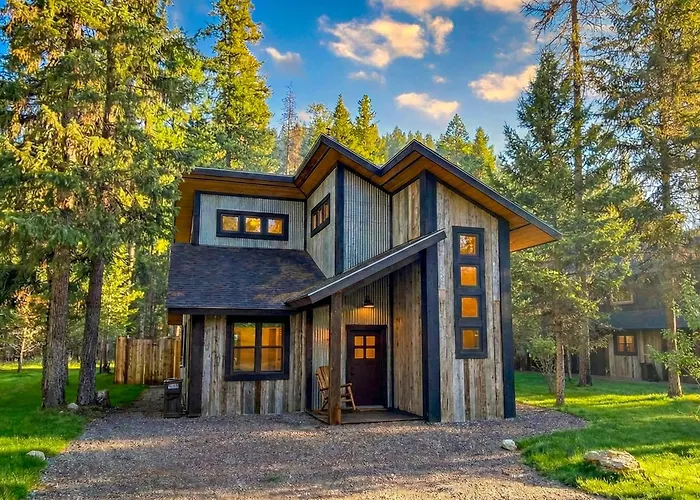 Bison Ridge Cabin #4 Whitefish