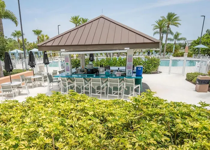 Luxury And Spacious Villa With Pool And Hot Tub Just Minutes From Disney Kissimmee