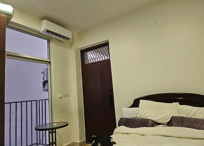 Madeline Apartment Daressalam