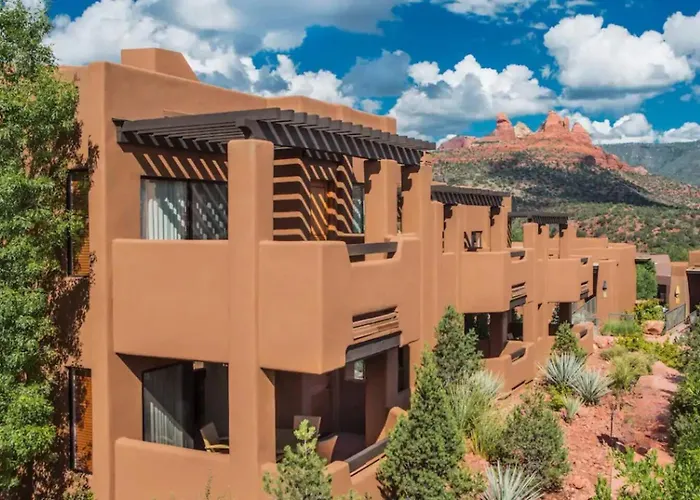 Sedona Resort Studio - Pool & Mountain Views