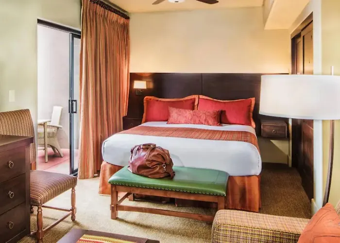 Sedona Resort Studio - Pool & Mountain Views