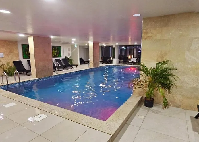 Azizi Apartments - Resort Spa Center Piscina Năvodari