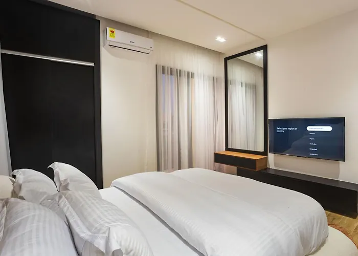 The Cornerstone Suites Otinshi