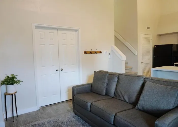 Two Bedroom Loft * Award Winning Beds * Down Town Salt Lake City