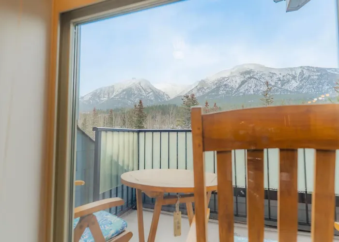 Ferienwohnung Corner Mountain View Retreat 2 Kings W Patio Canmore