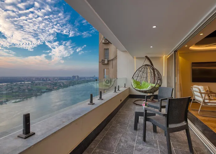 Cairo Homes Elegant 3Br Nile View Maadi