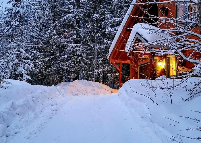 Secluded Mtn Retreat With Resort Perks In Whitefish!