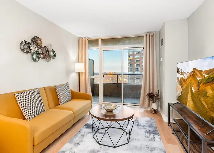 High-Rise Skyline Suite Sleeps 5 Steps To Sq1 Mississauga