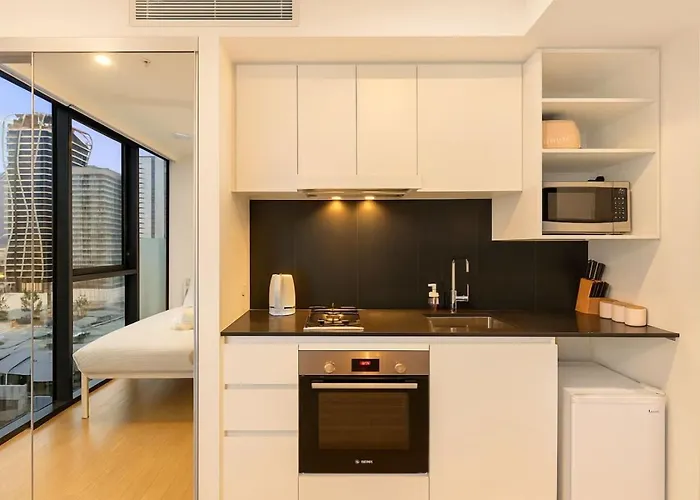 Modern Studio W Pool, Gym, Views - South Brisbane 31506-2