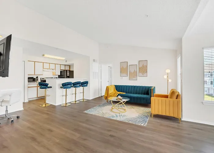 Elegant And Cozy 2 Bd Condo Near Disney Kissimmee