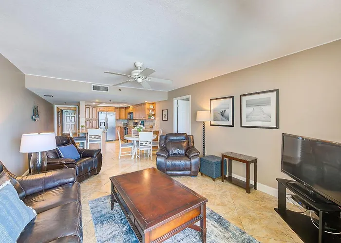 Beachfront Heated Poolspa King Bed Sleeps 10 - 204 St. Pete Beach