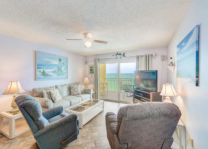 Direct Beachfront Top Floor Sleeps 10 Heated Pool 605 St. Pete Beach