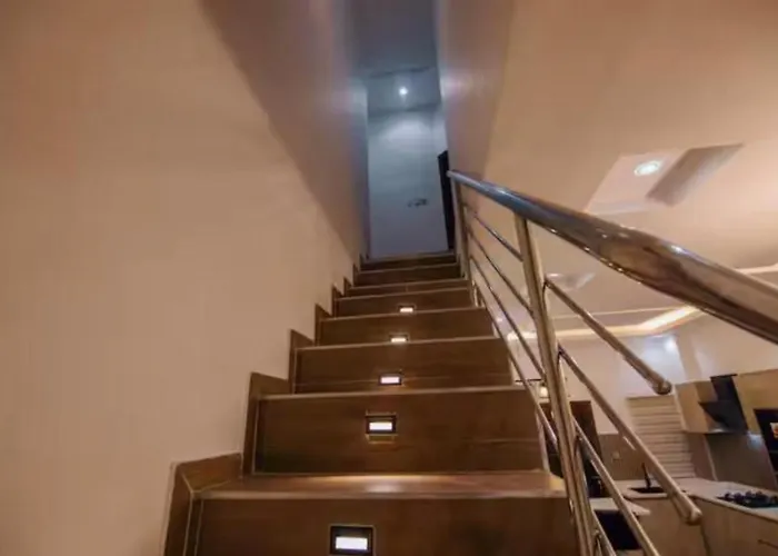 Grace Apartments Madina