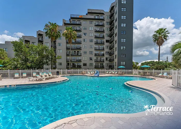 Relaxing 2 Bed 2 Bath Condo With Garden View Balcony 7 Min To Universal Orlando