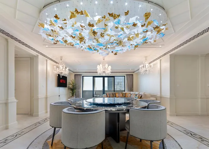 Luxury 4 Bedrooms With Private Pool And Sauna Dubai