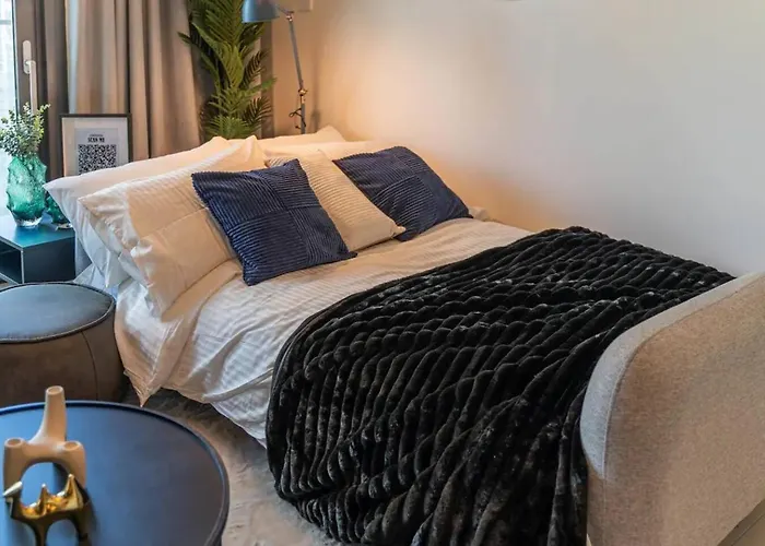 3Min To Dubai Mall And Burj Khalifa, Luxury 1B And Amenities