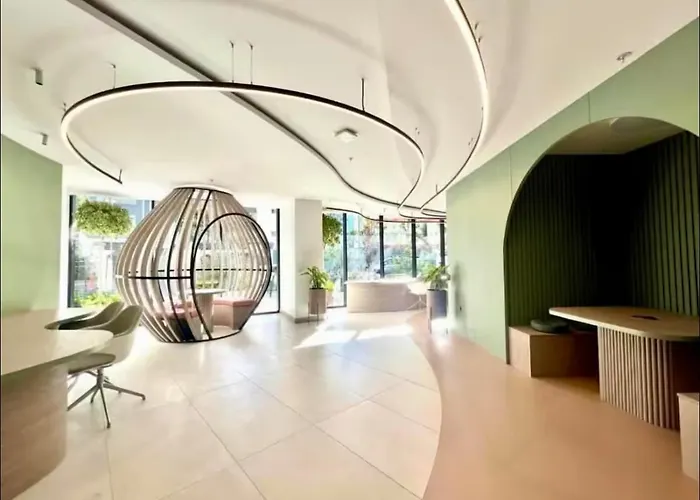Apartamento De Lujo En La Carolina, Piso Alto Con Jacuzzi Y Piscina Quito