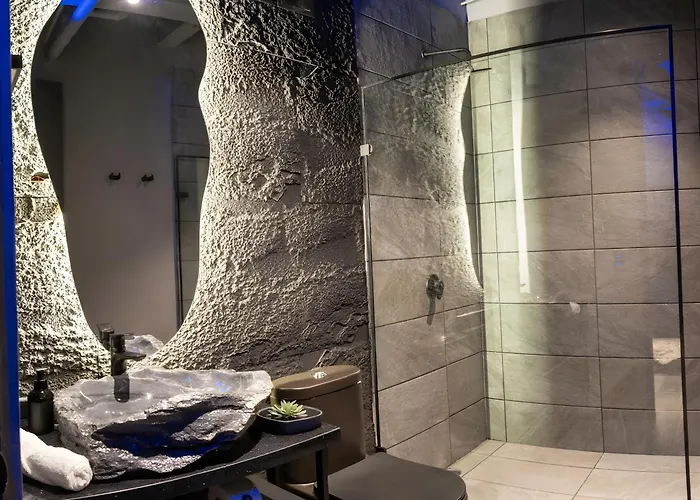 The Rock Complete Apartment Medellín