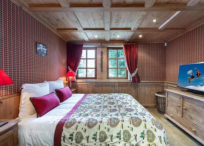 Chalet Montagnard A Rochebrune Avec Jacuzzi, Sauna, 6 Chambres, Proche Des Pistes, Accueil 12 Pers - Fr-1-569-37 Megève
