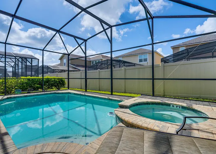 Home Near Theme Parks In Kissimmee Family Perks!
