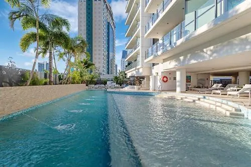 The Brass Pineapple Surfers Paradise 4217 - Wyndham Surfers Paradise Gold Coast