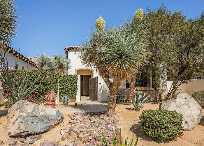 Desert Spring By Fieldtrip 8Bd Resort With Pool Spa Casita Indio