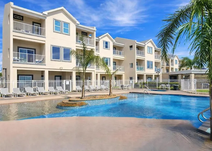 3 level luxury Beachlike Pool Killer Sunsets South Padre Island