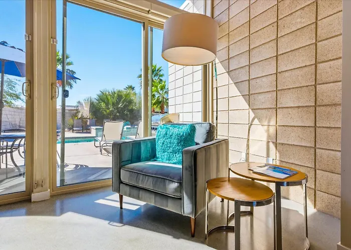Modern Desert Lux Palm Springs
