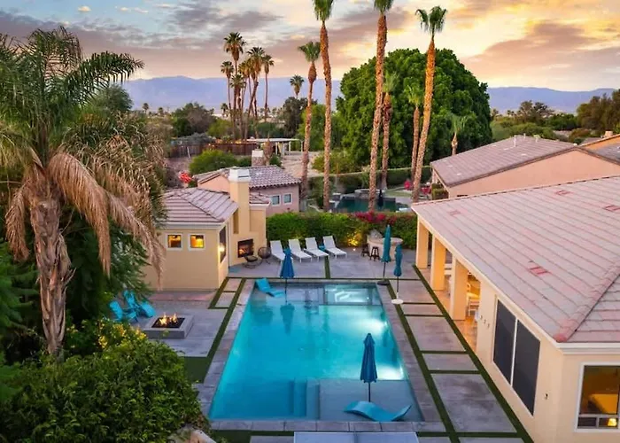 Villa In Gated Estate W Pool, Spa, Putting Green Indio