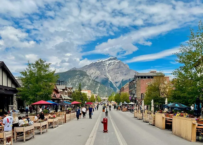 Utopia At Rundle Cliffs Lodge Canmore