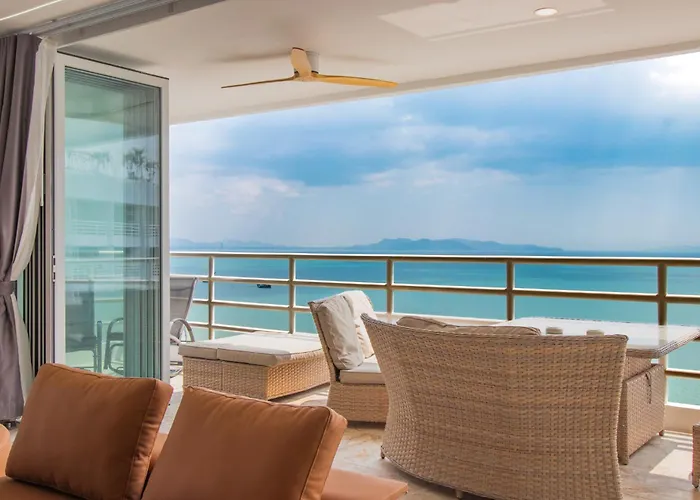 View Talay 7 - Luxury Beachfront Suite & Panoramic Sea View Pattaya