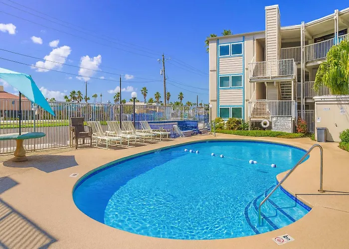 Beachfront Larger Corner Unit Balcony Pool South Padre Island