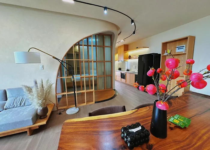 Ferienwohnung Samset Penthouse Manorcrown Hue