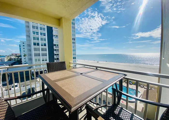 Beach Views From Every Window Heated Pool 303 St. Pete Beach