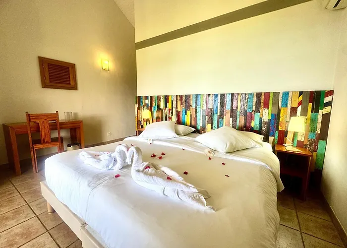 Le Rayon Vert - Hotel & Restaurant Vue Sur Mer Deshaies
