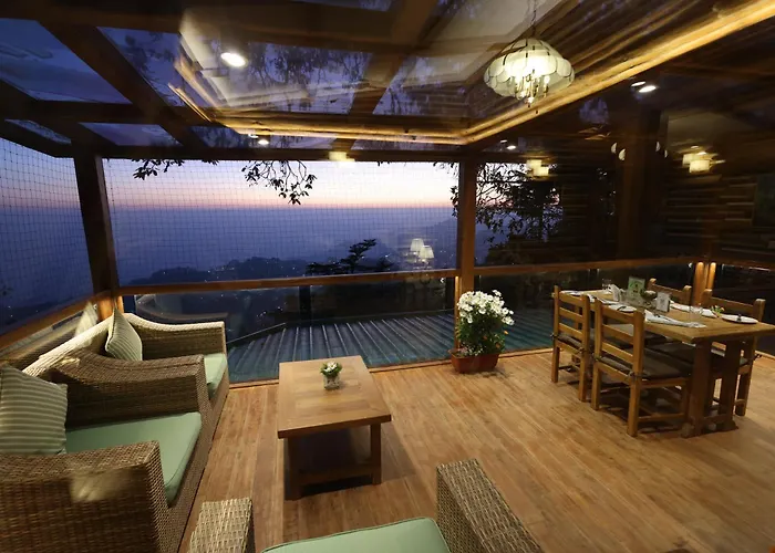 Hotel Rokeby Manor Masuri