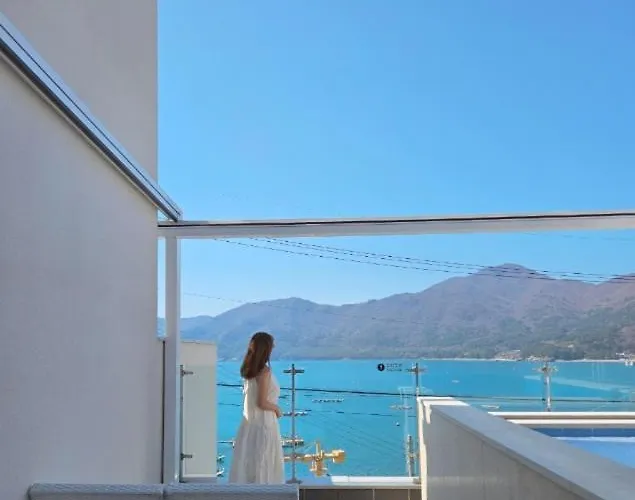 Geoje Le Soleil Pool Villa Pension