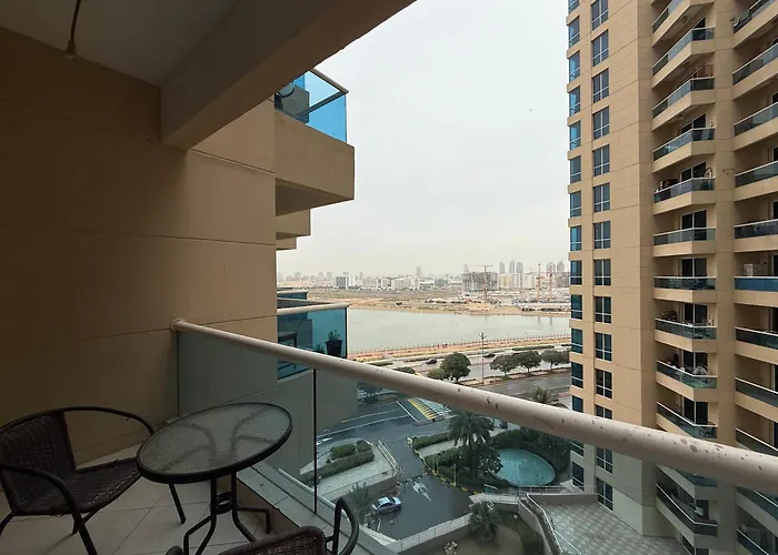 Rare Holiday Homes - Crescent Tower - Impz - Dubai Production City - R704
