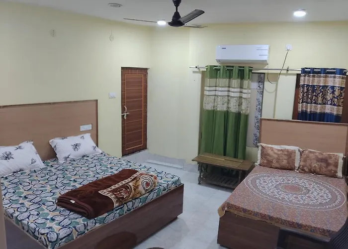 Shir Ramesht Paying Guest House Varanasi