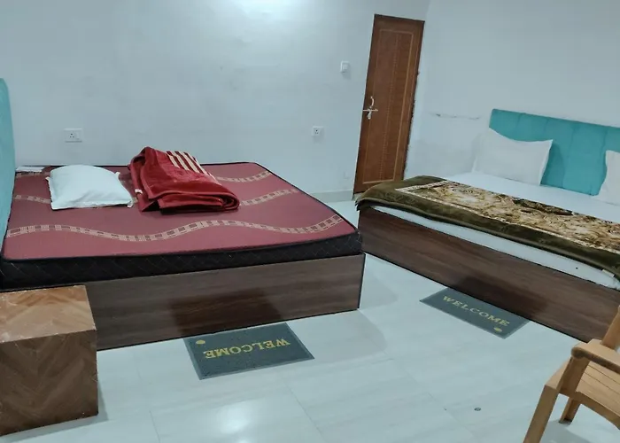 Shir Ramesht Paying Guest House Varanasi