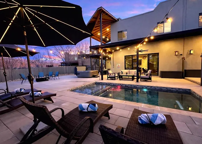 Exclusive Retreats Desert Hideaway 3 Bedroom All Suite Home With Private Pool #2 Moab