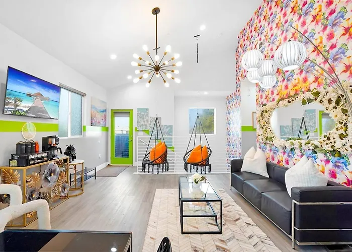 A - 3Br 3Ba North Hollywood Pad 15M To Universal With Patio And Parking Los Angeles
